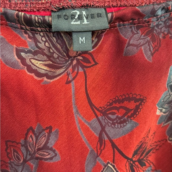 Forever 21 floral slip skirt size medium. - Picture 4 of 5